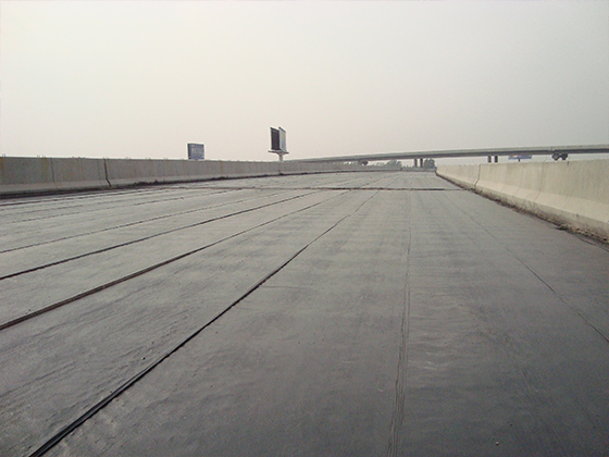 防水粘结膜施工现场